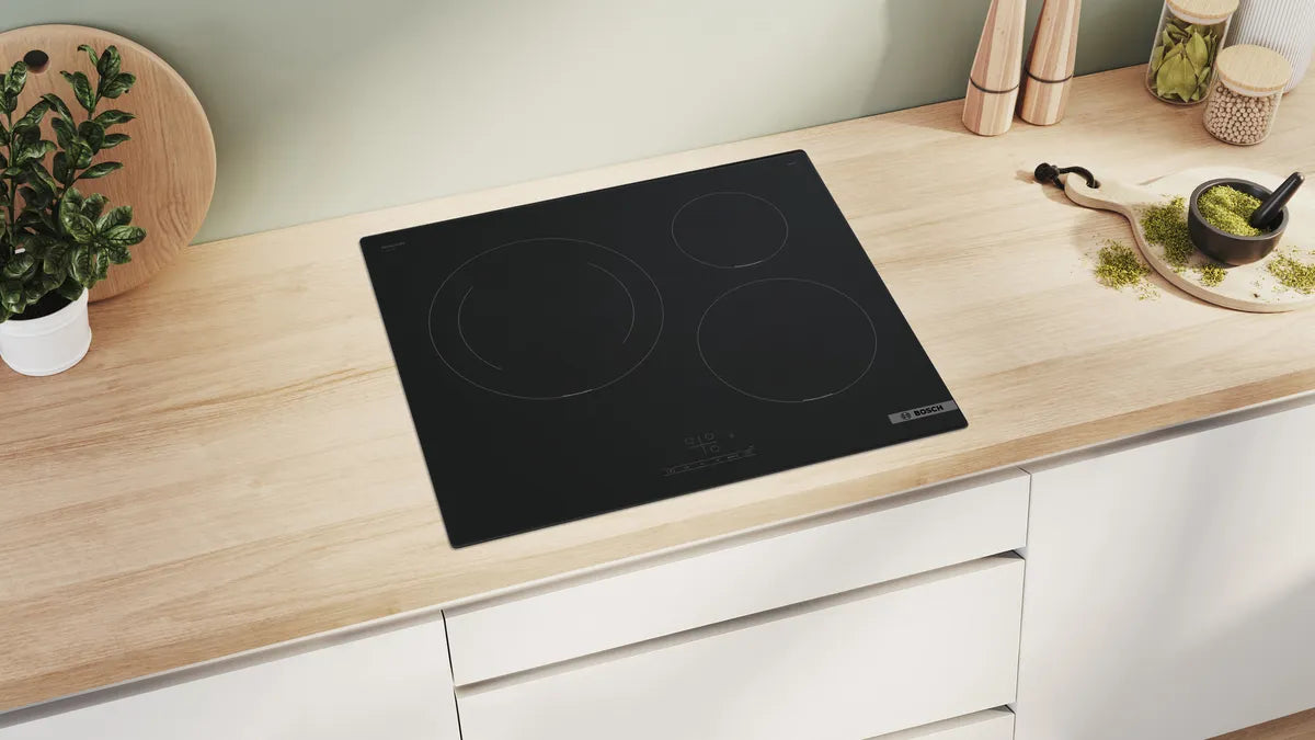 Plaque à induction BOSCH PUJ611BB5E