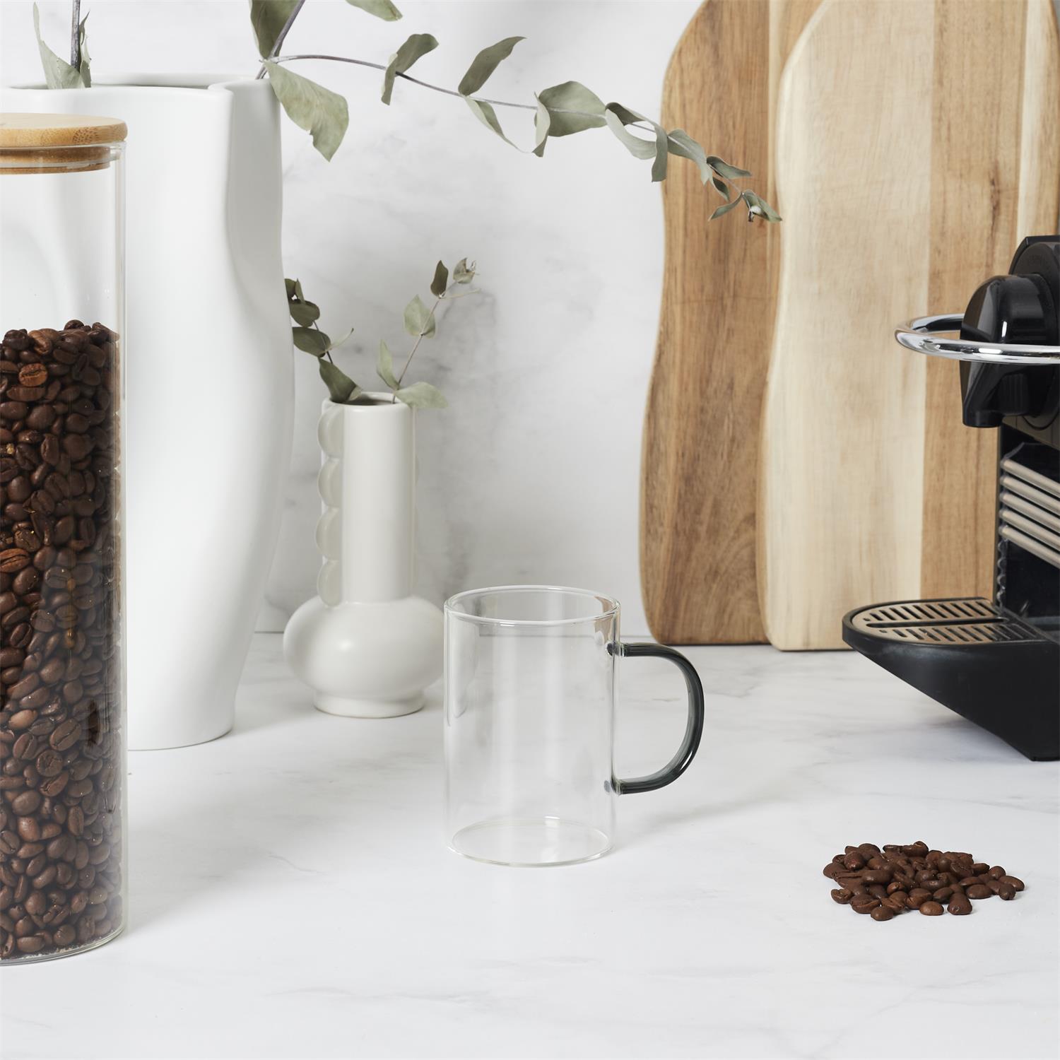 Mug en verre anse colorée 30cl Noir