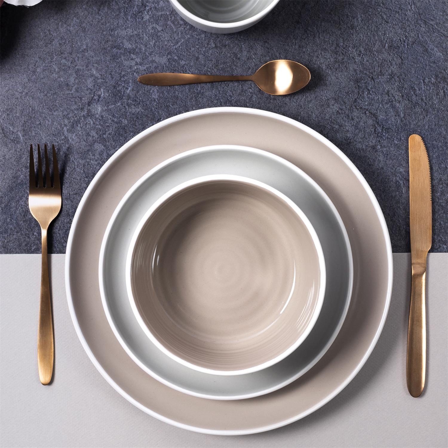 Ménagère dorée x16 Inès