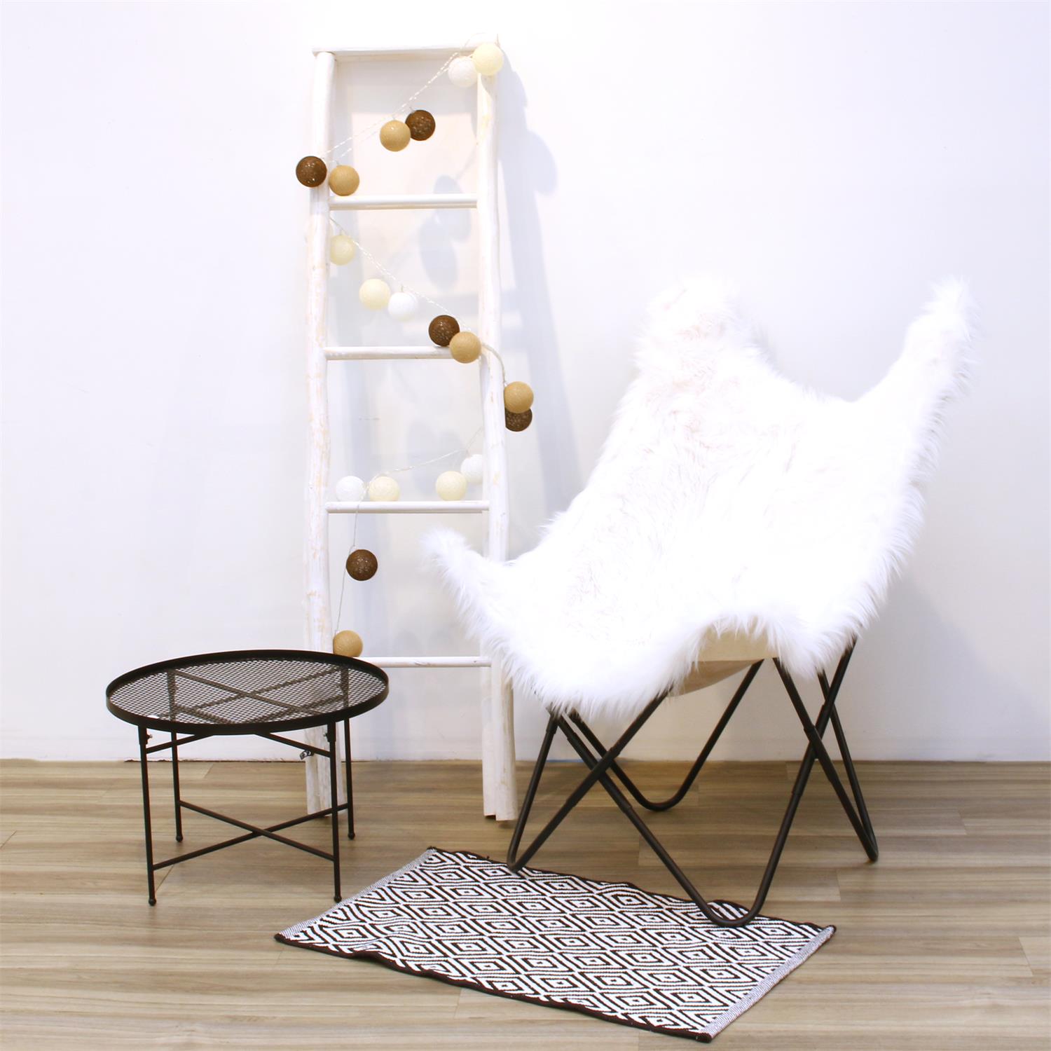 Guirlande boule marron 10 LED d6cm 1m92