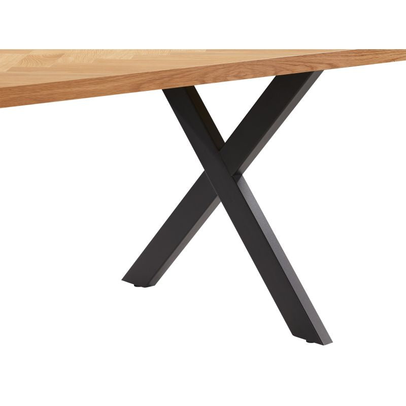 Table à manger 200cm avec plateau chevron finition chêne et pieds métal noir - Bois