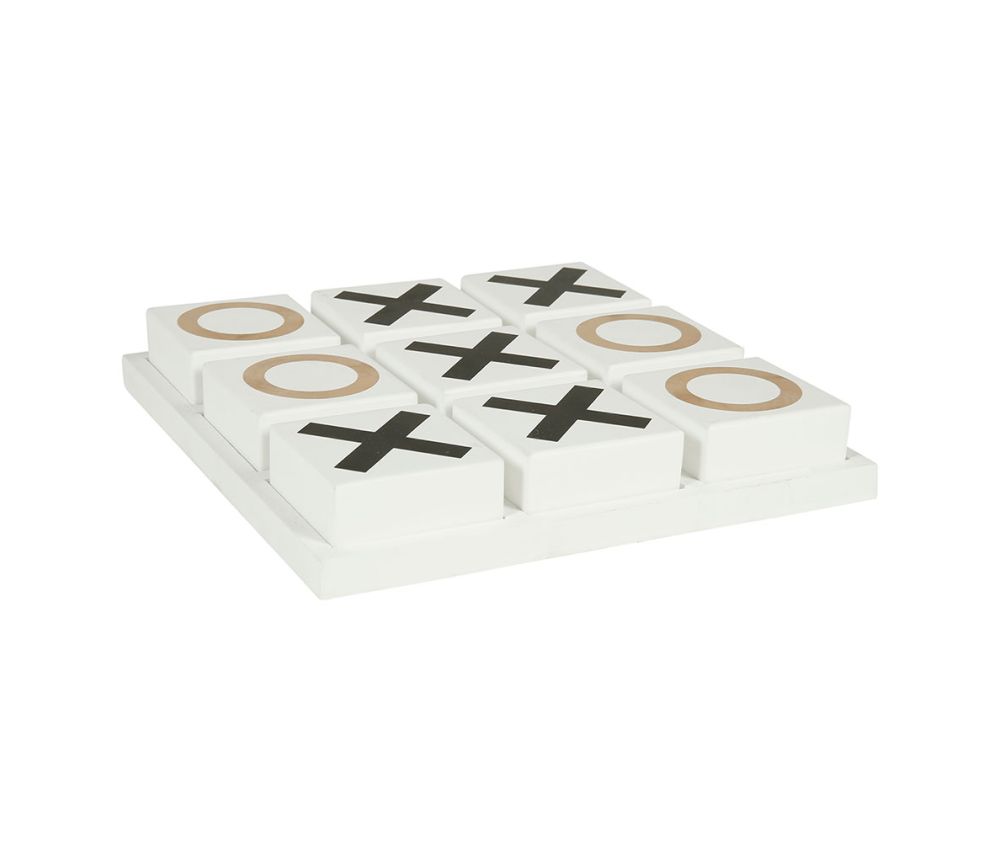 Déco Morpion en bois blanc, ajoutant une touche ludique et originale à la décoration intérieure.